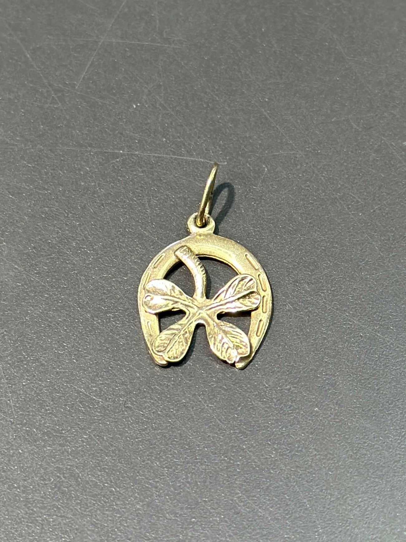 Vintage 14K Gold Horse Shoe Clover Charm