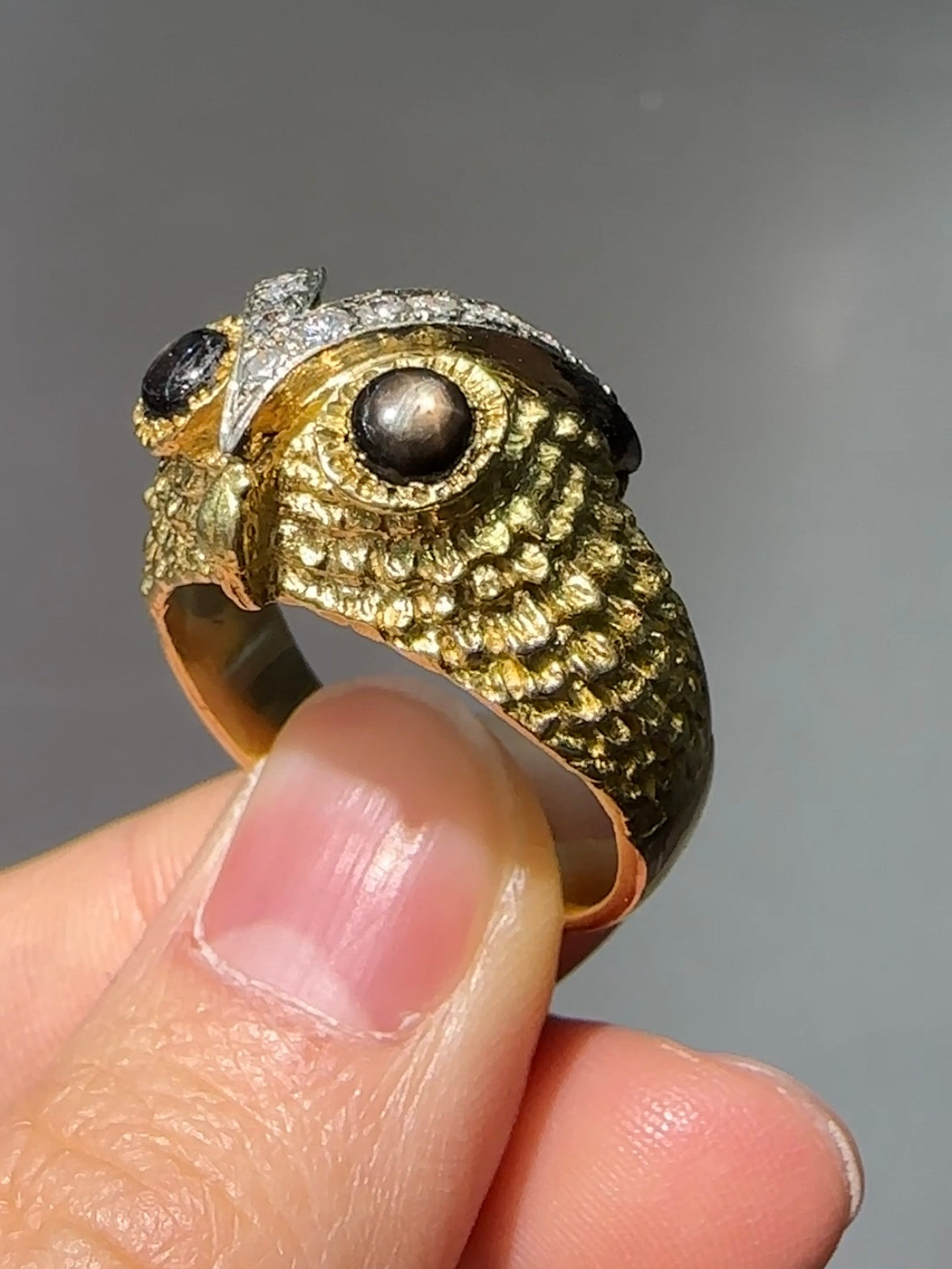 Vintage 18K Yellow Gold Cat’s Eye 0.35 CTW Diamond Owl Ring