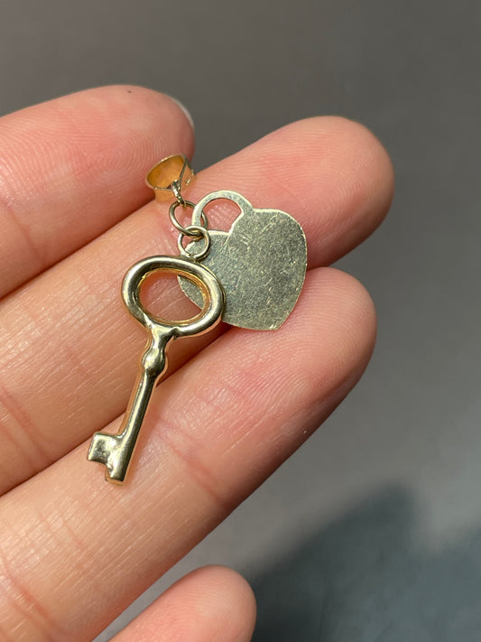 14K Gold Heart and Key Charm Pendant