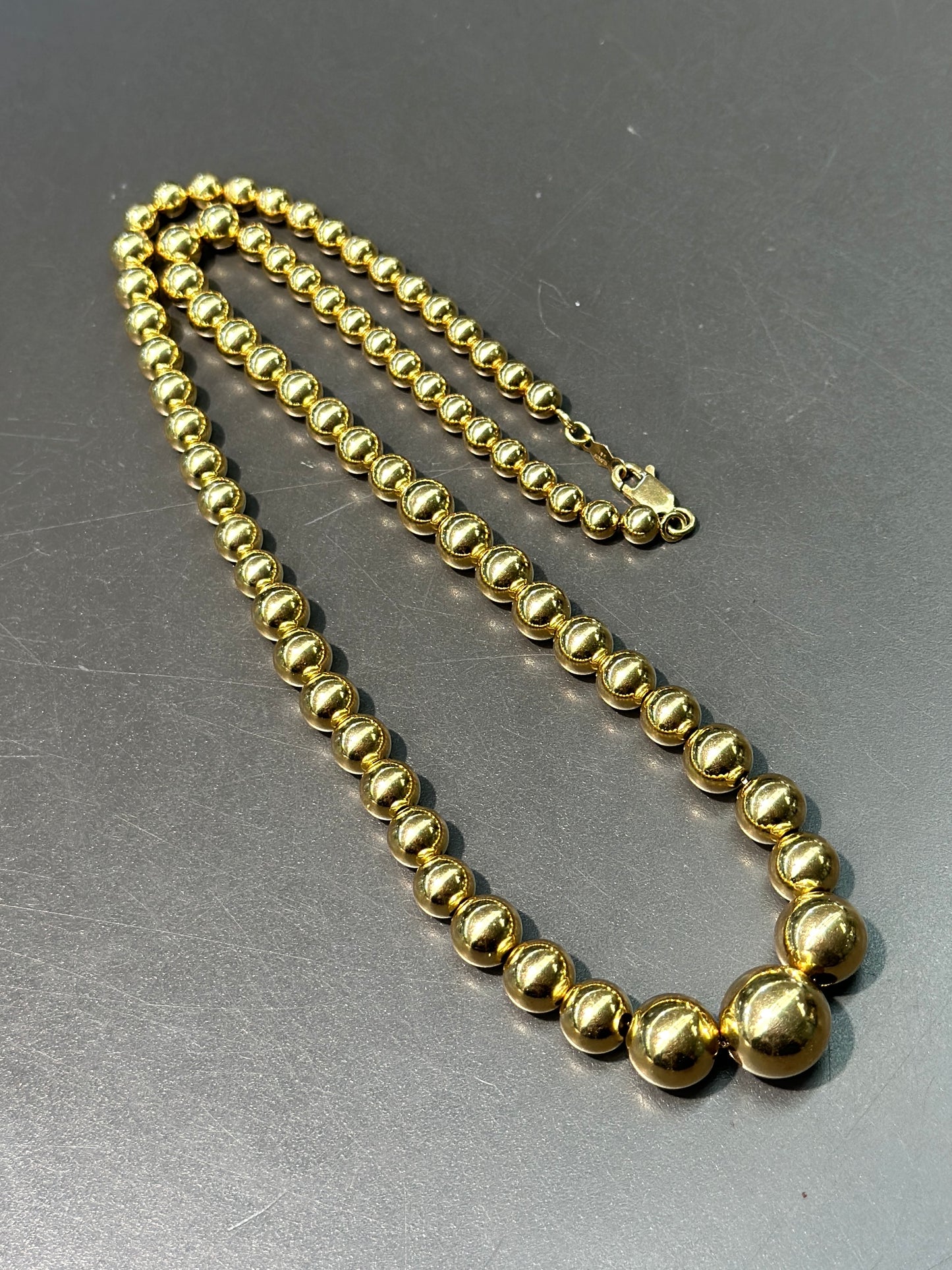 Vintage 18K Gold Bead Necklace