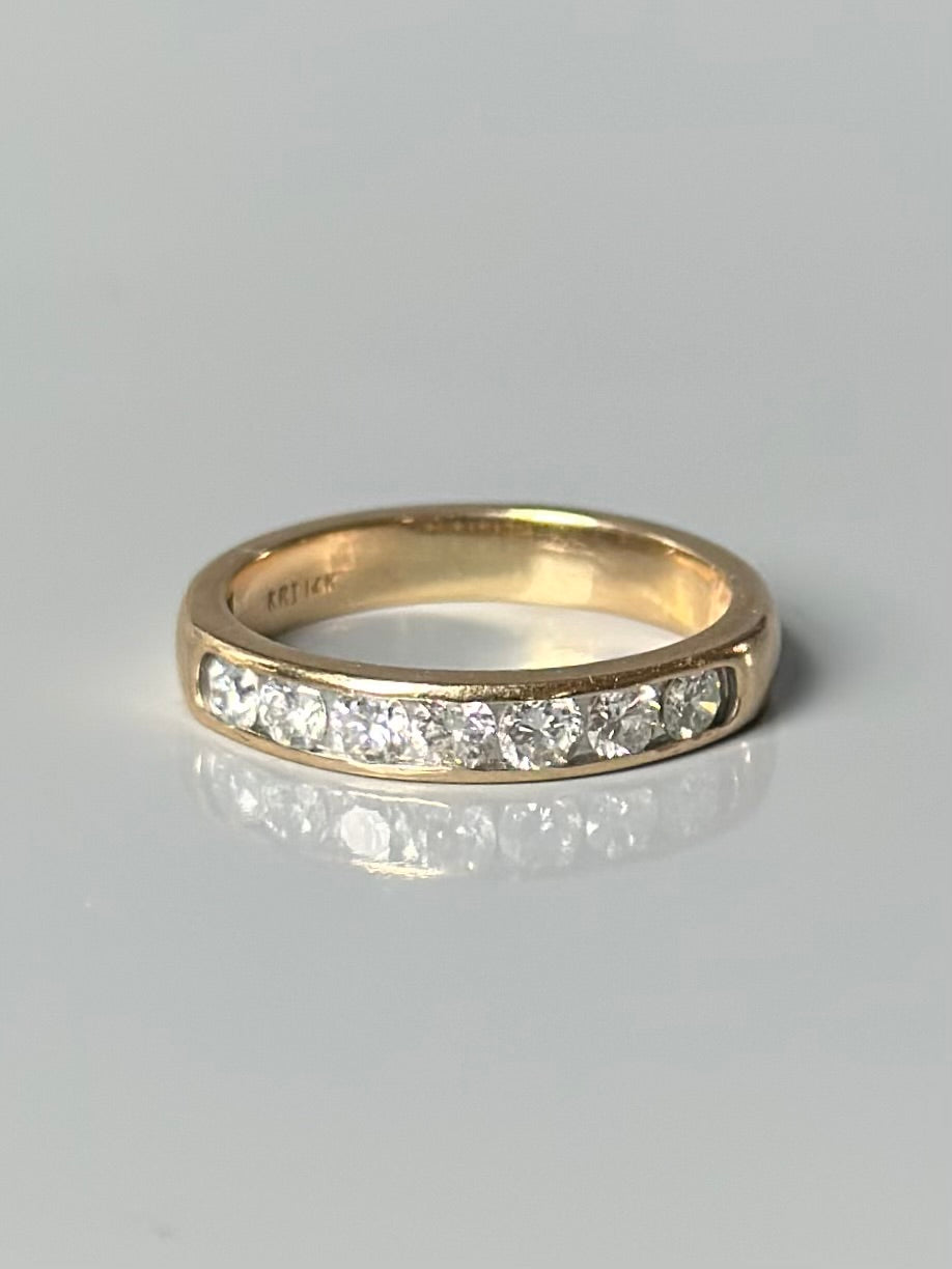 14K Gold Seven Diamond Ring SZ 5.5