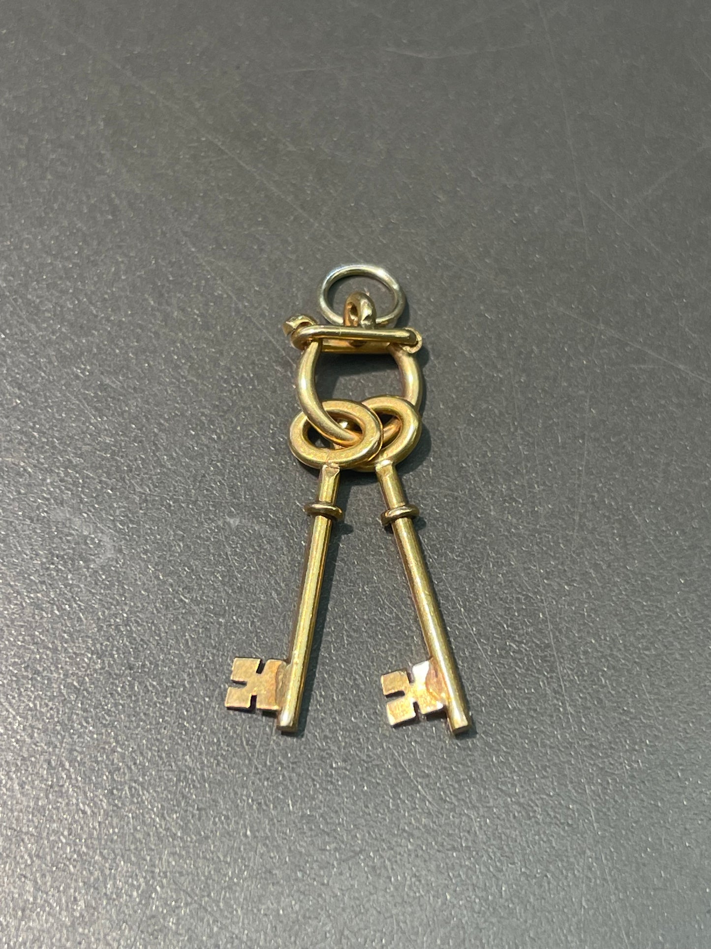 Vintage 18K Gold Key Charm Pendant