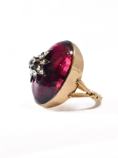 Antique 14K Yellow Gold 0.7 CTW Starburst Garnet Cabochon Ring