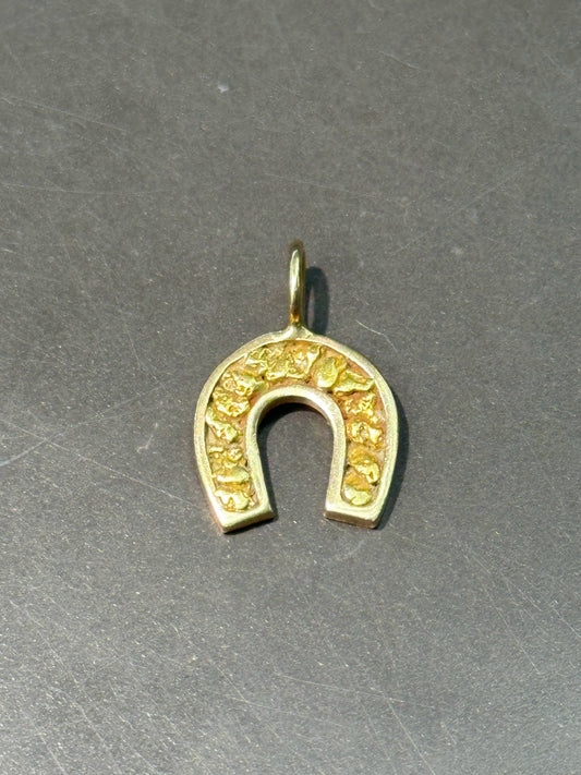 复古 14K 金块马蹄形吊饰