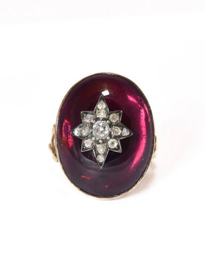 Antique 14K Yellow Gold 0.7 CTW Starburst Garnet Cabochon Ring