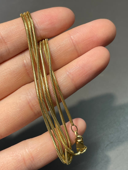 14K Yellow Gold 1.5 mm Snake Chain Necklace 22.0 inch