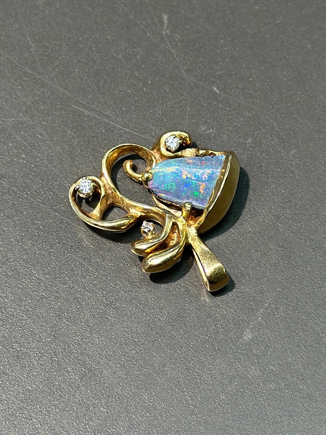 复古 14K 金砾石蛋白石钻石吊坠