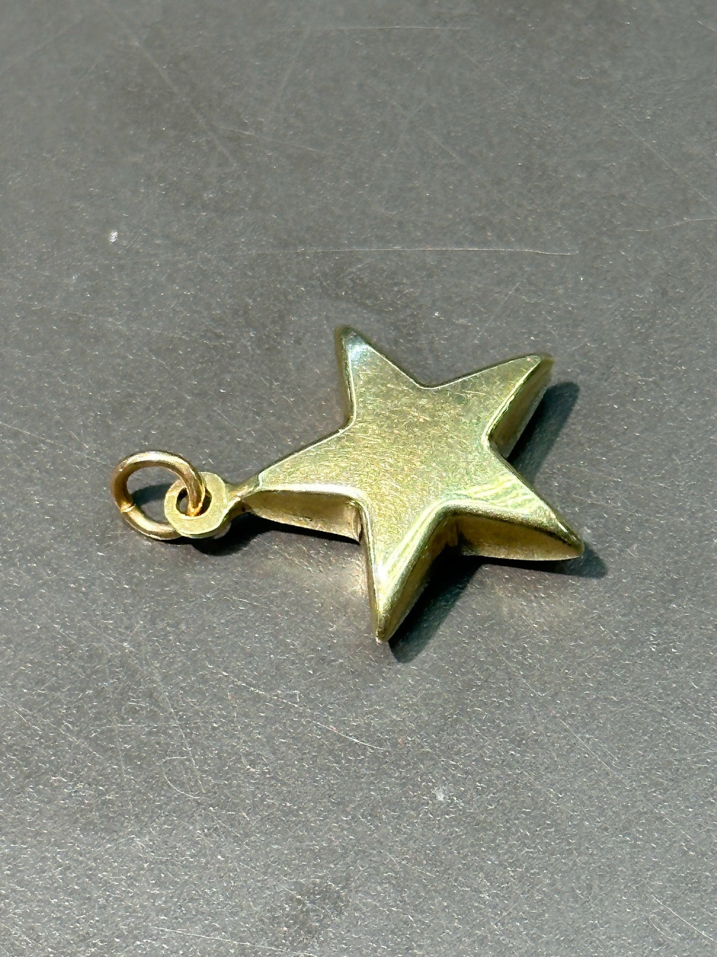 复古 14K 金蓬松星星吊饰
