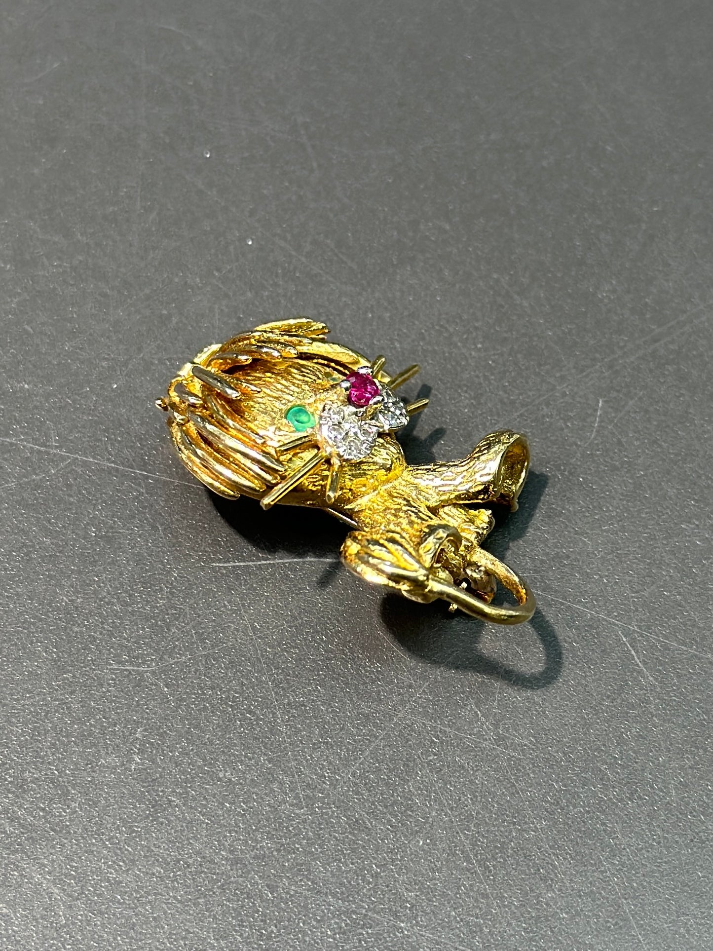 Vintage 18K Gold Emerald Diamond Ruby Lion Brooch