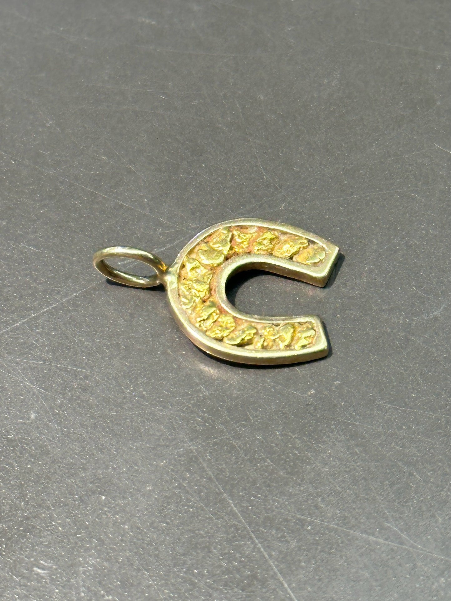 Vintage 14K Gold Gold Nugget Horseshoe Charm