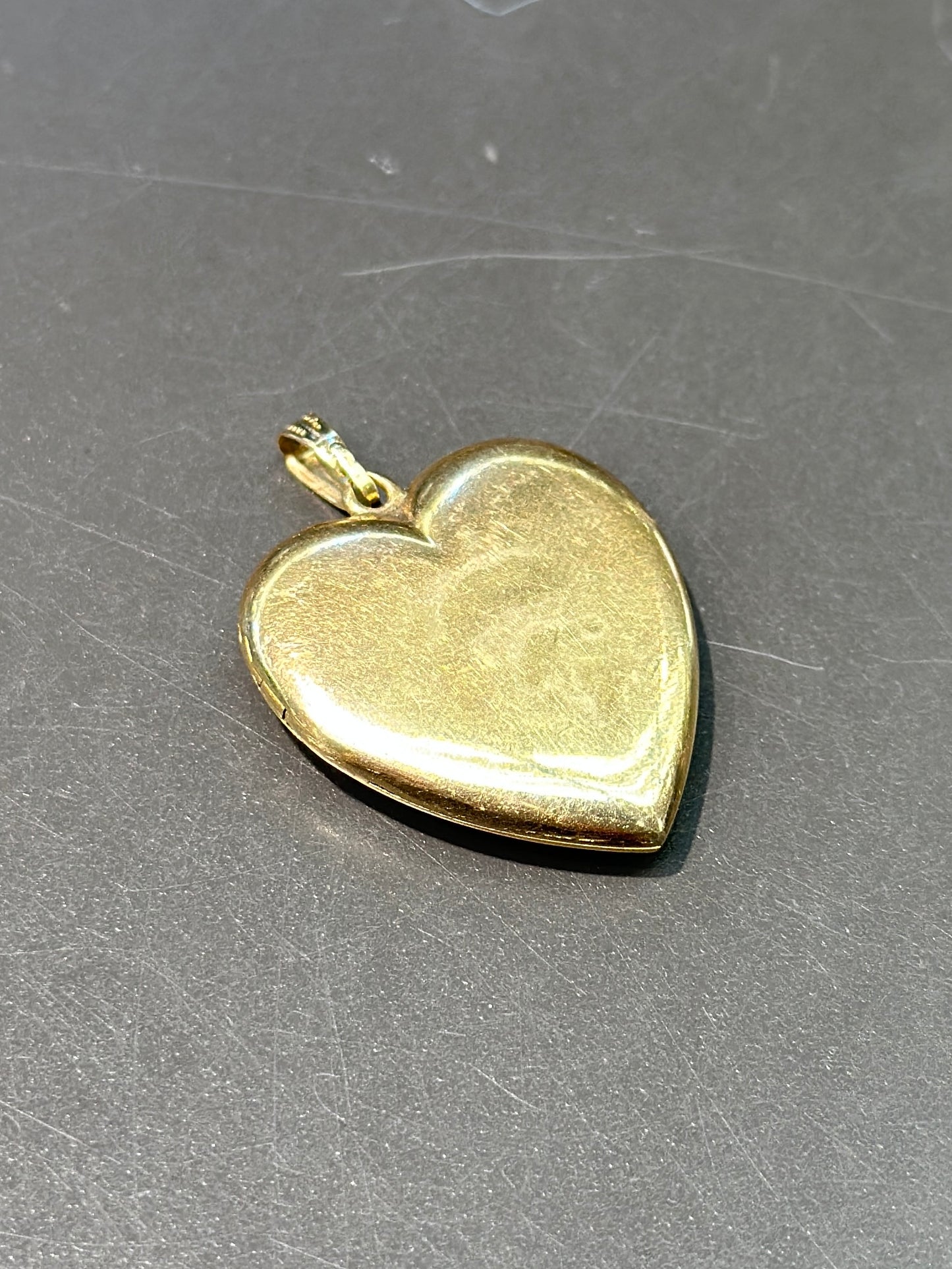 Médaillon coeur diamant vintage en or 14 carats