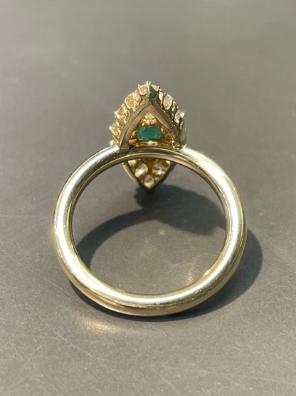 古董 14K 黄金哥伦比亚 0.71 CTW 祖母绿钻石 Navette 戒指