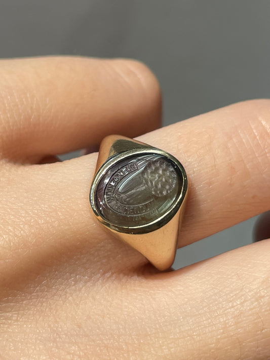 Vintage 10K Gold Intaglio Signet Ring