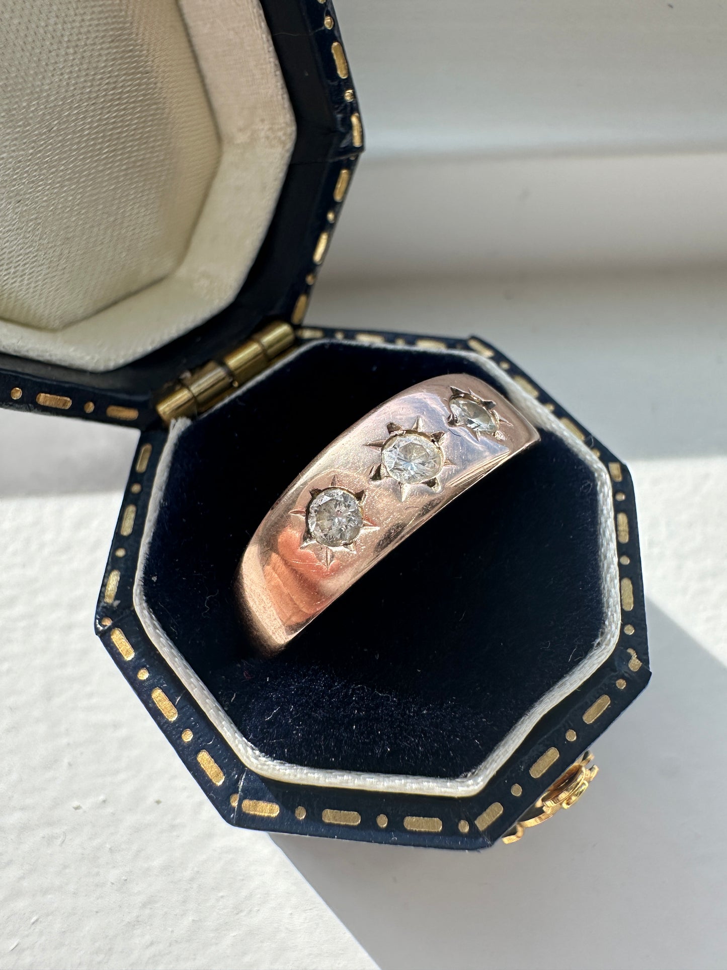 Vintage 14K Rose Gold Three Stone Starburst Gypsy Ring SZ 7.75