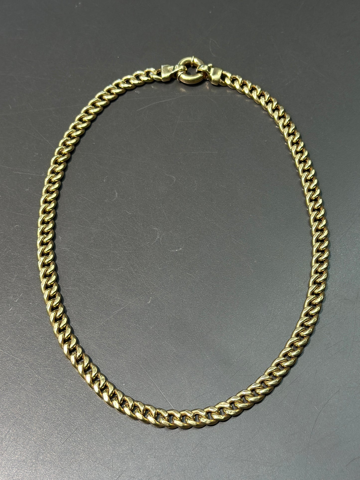 Collier de chaîne à maillons creux en or 14 carats vintage