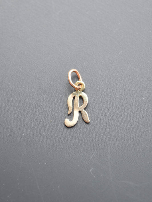 Vintage 14K R Letter Charm