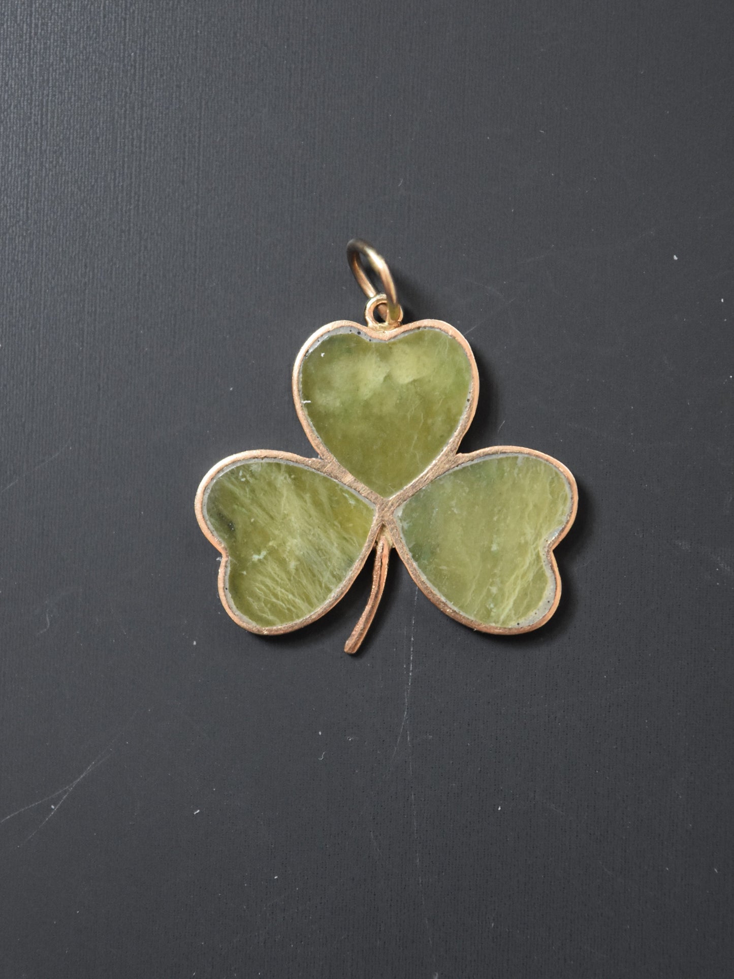 Vintage 9K Gold Aventurine Jade Three Leaf Clover Charm Pendant