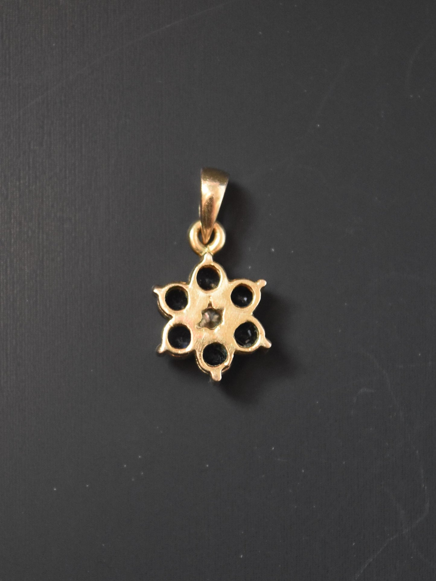 14K 金蓝宝石钻石花朵吊坠