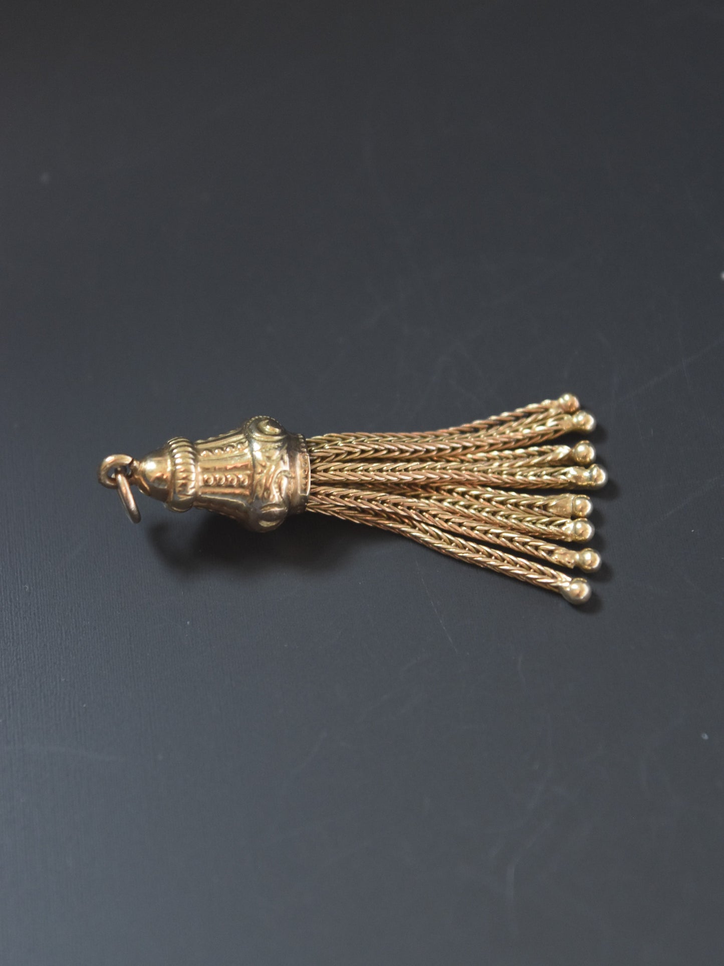 维多利亚 14K 金流苏吊坠饰品