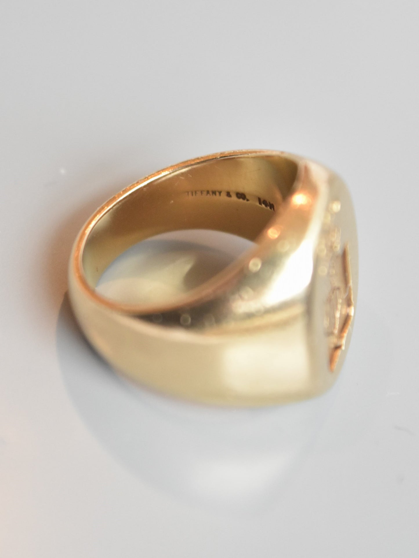 Vintage Tiffany & Co. 14K Gold Knight Shield Signet Ring SZ 7