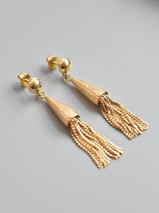 Vintage 18K Gold Tassel Drop Earring