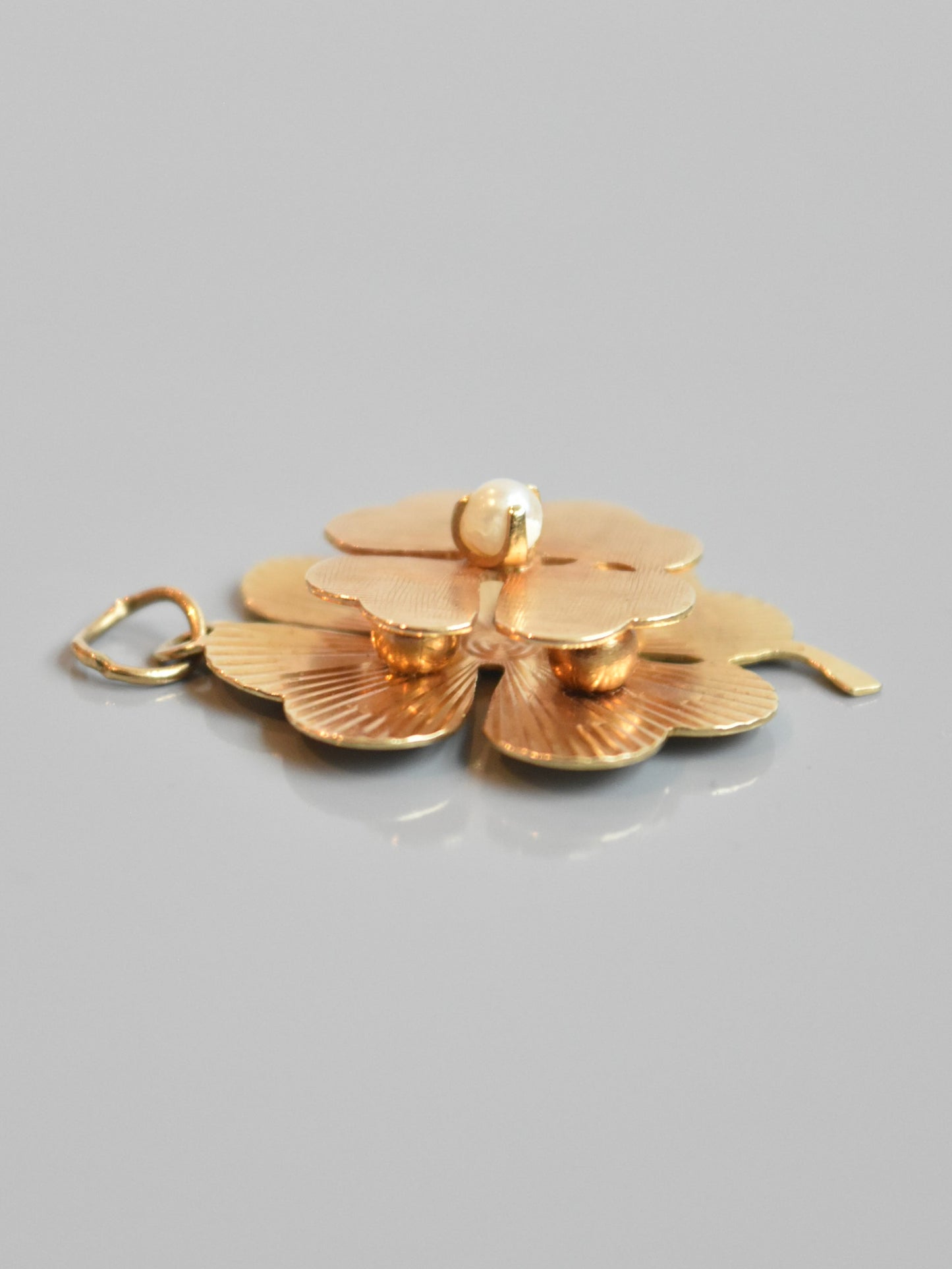 vintage 14K Or Grand Moteur Tourné Double Couche Pendentif Trèfle à Quatre Feuilles