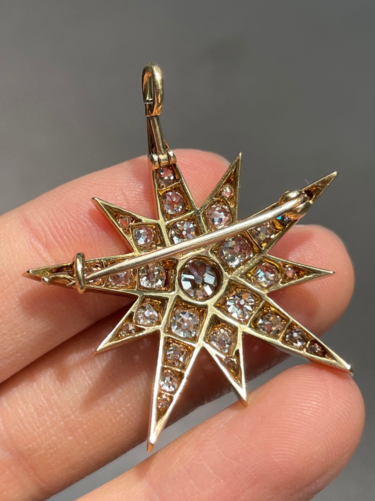 Antique 14K Gold 3.30 CTW Diamond Starburst Pendant Brooch