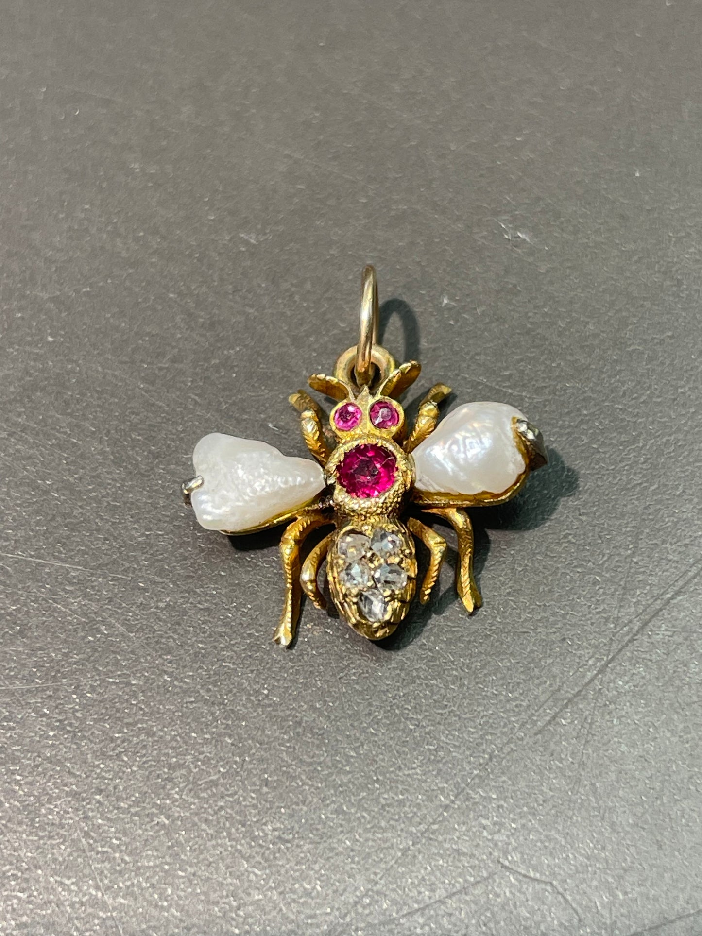 Antique 18K Gold 0.05 CTW Diamond Ruby Bee Charm