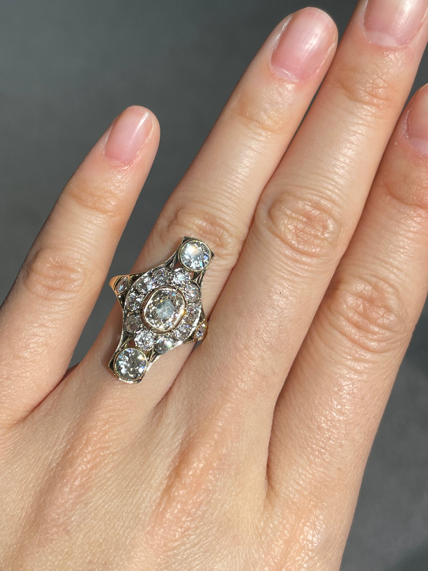 Antique 18K Gold 3.56 CTW Diamond Three Stone Vertical Ring