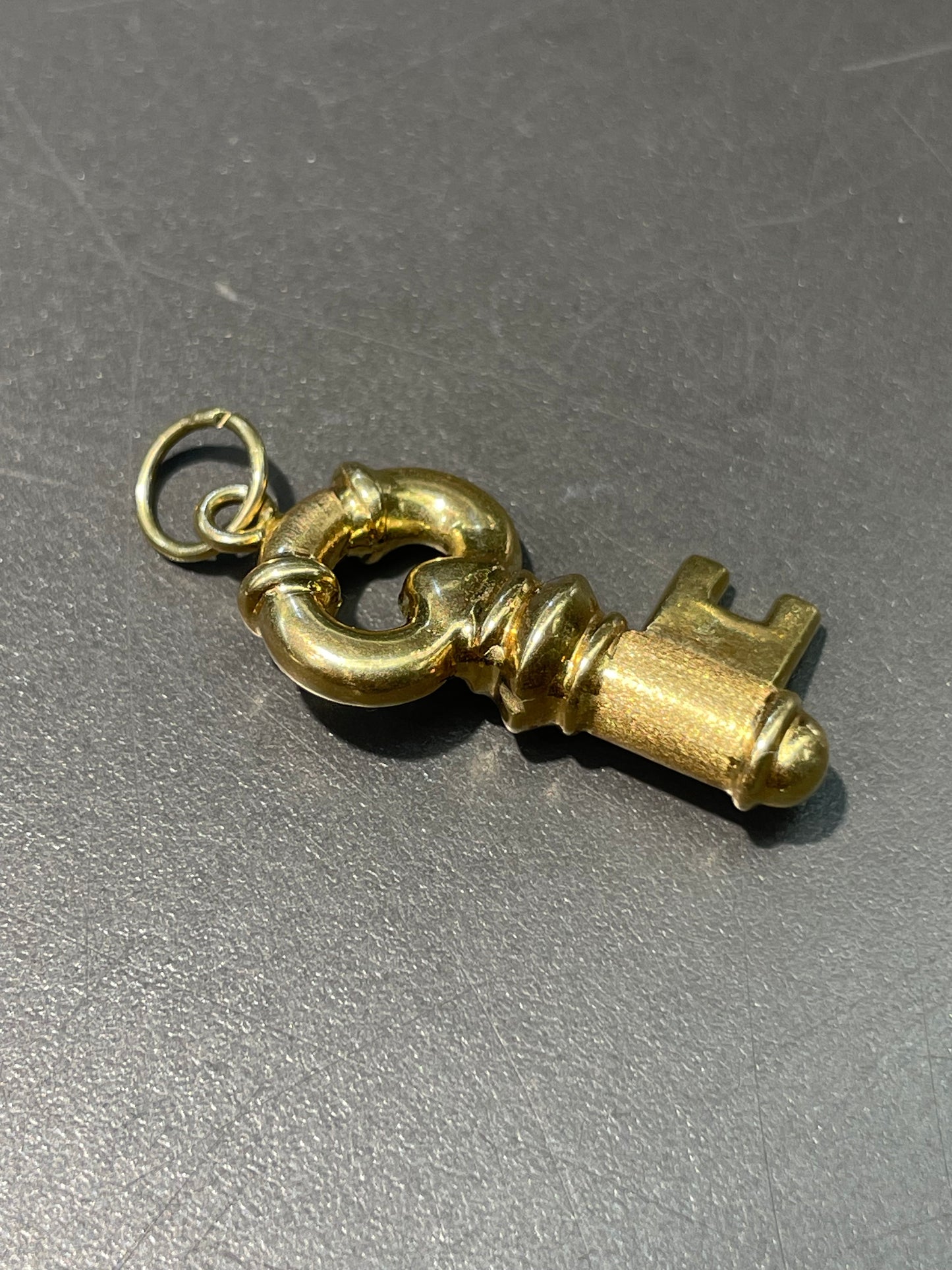 Vintage 18K Yellow Gold Puffy Key Charm