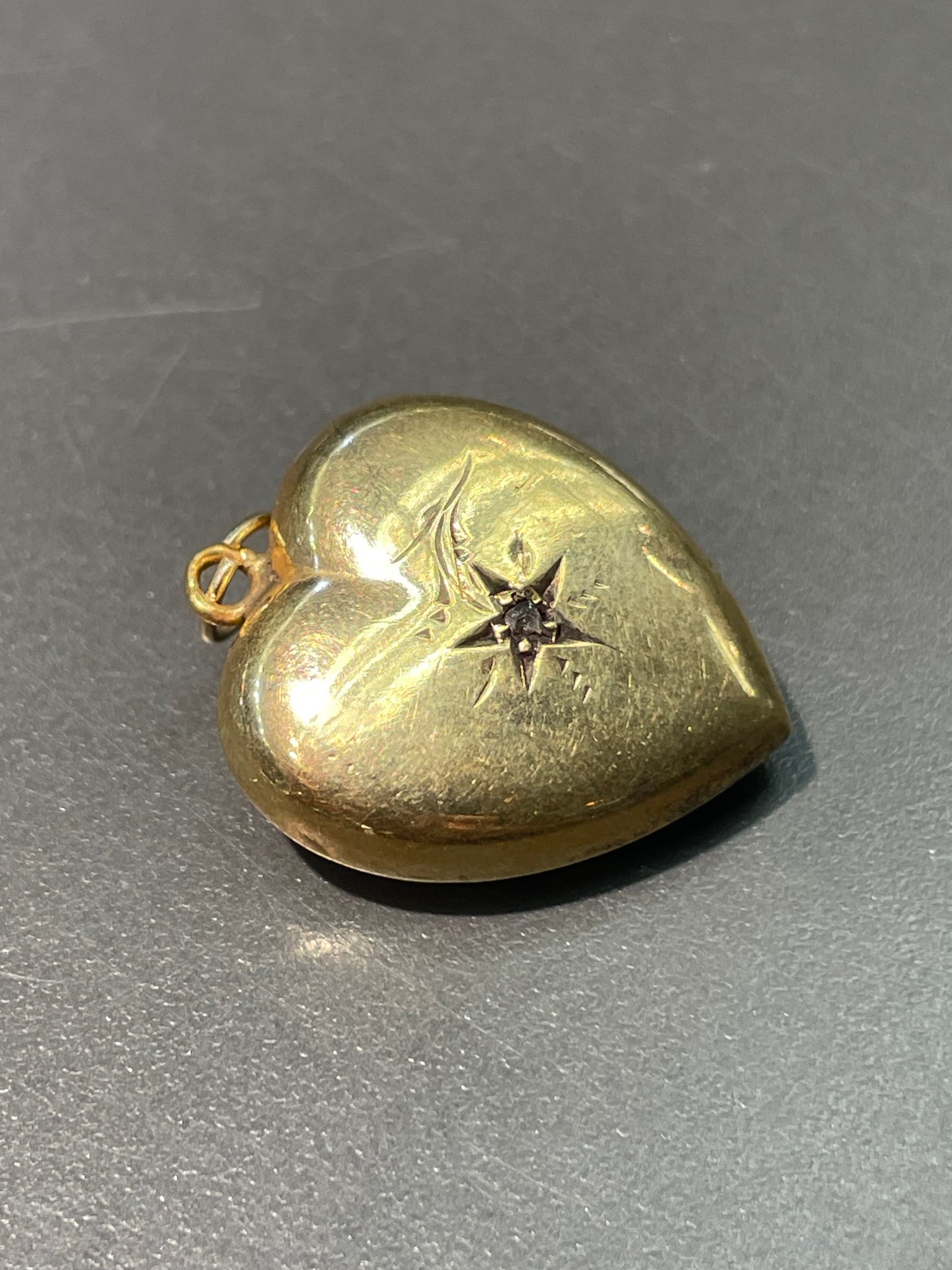 Victorian 9K Yellow Gold Starburst Heart Pendant