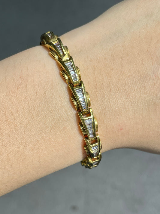 Vintage 18K Gold Baguette Diamond Tennis Bracelet