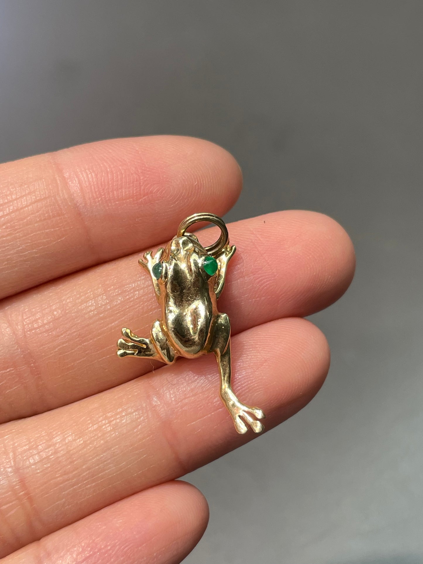 Vintage 14K Yellow Gold Emerald Frog Charm