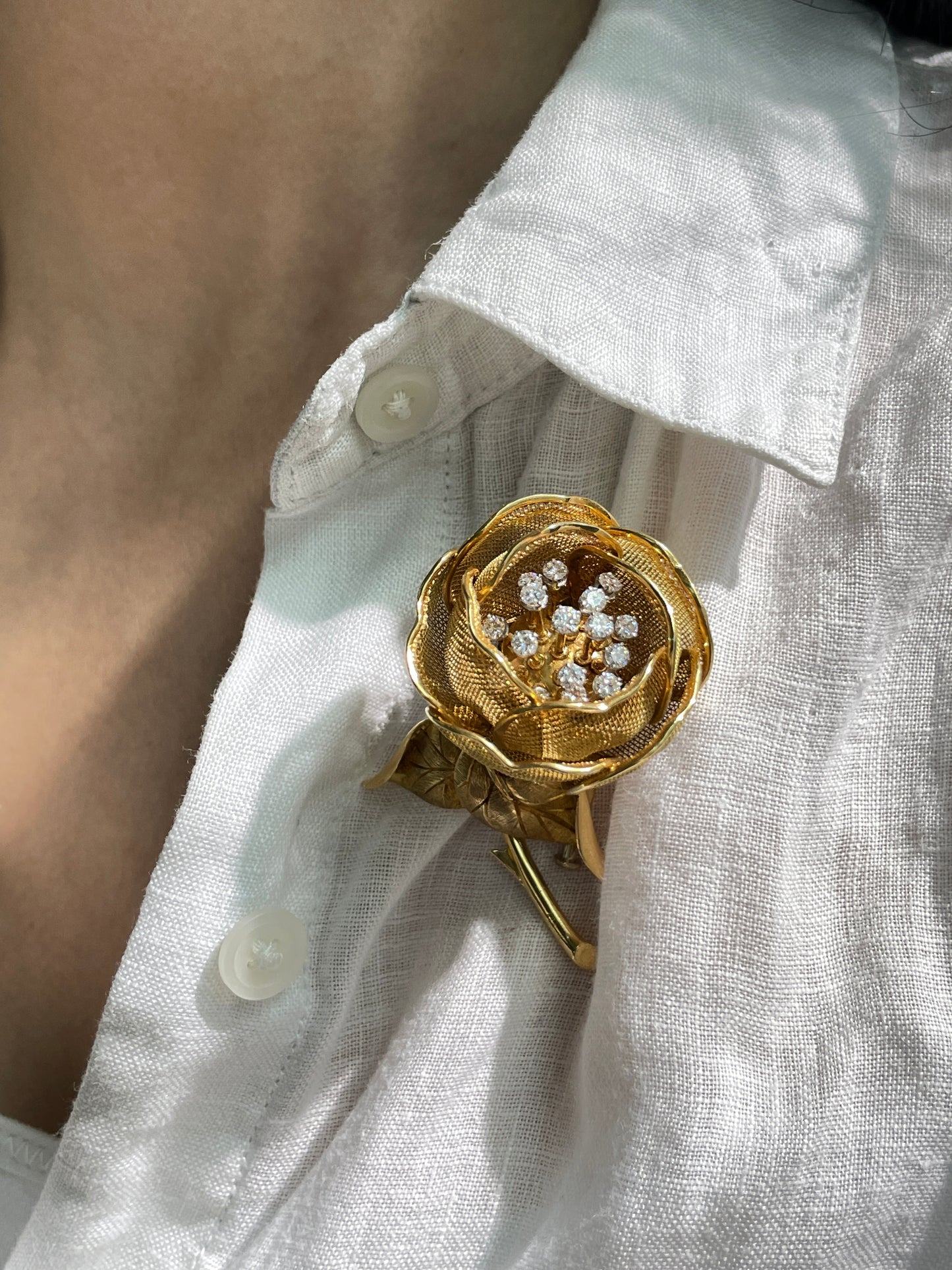 French 18K Gold 1.30 CTW Diamond En Tremblant Flower Brooch