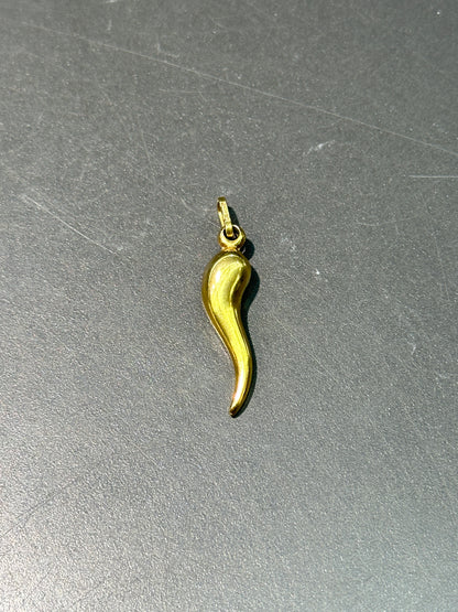 18K 金镂空意大利牛角吊坠