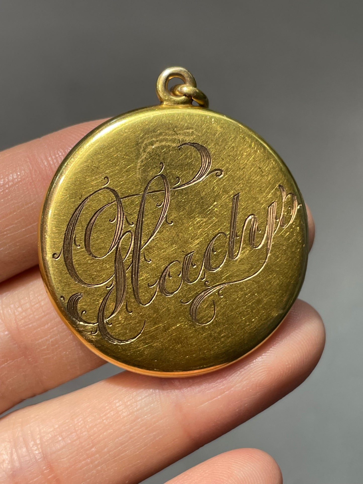 Art Nouveau 14K Yellow Gold Flower Locket Pendant