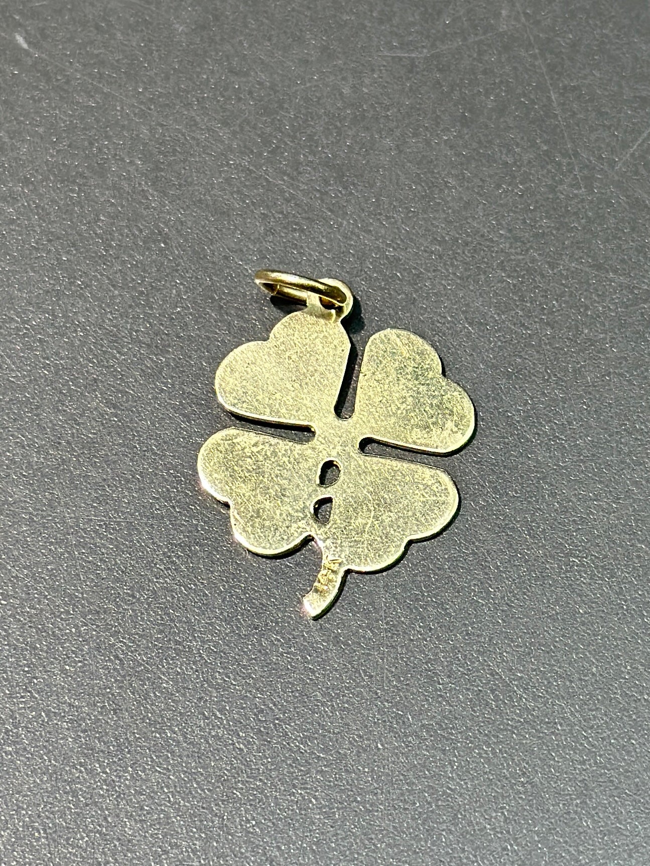 Vintage 14K Gold Engine Turned Clover Charm