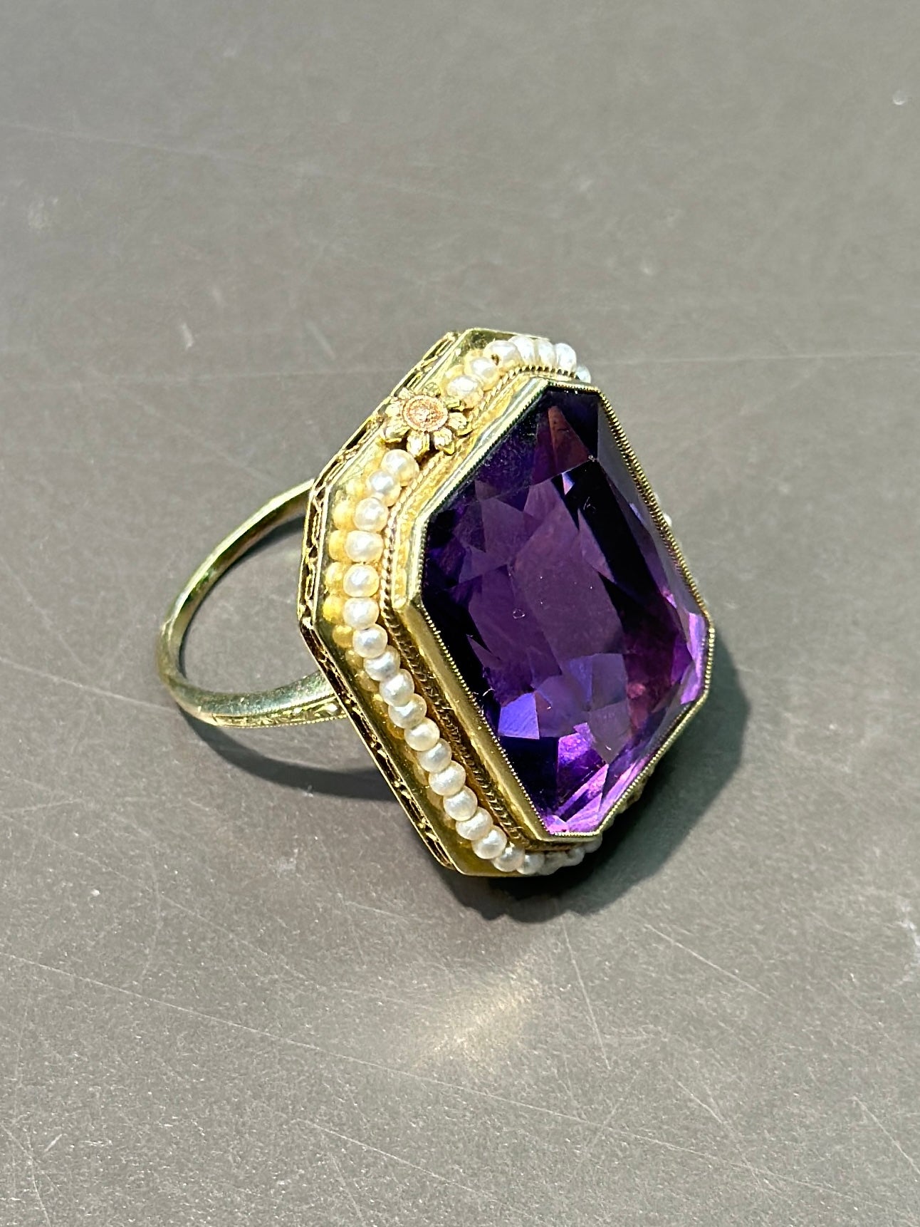 Art Deco 14K Gold Amethyst Seed Pearl Hexagon Shaped Ring