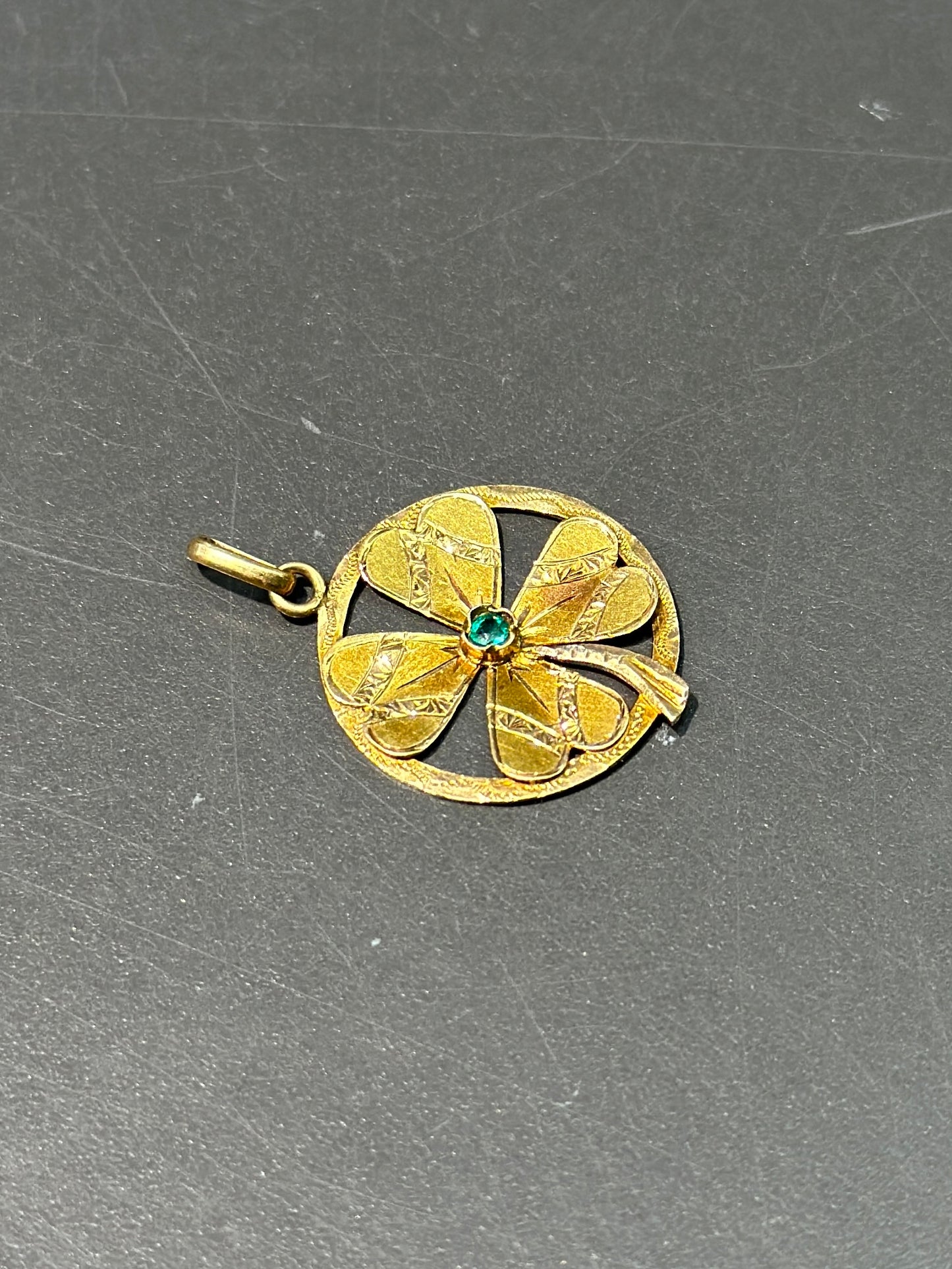 Vintage 14K Gold Clover Charm