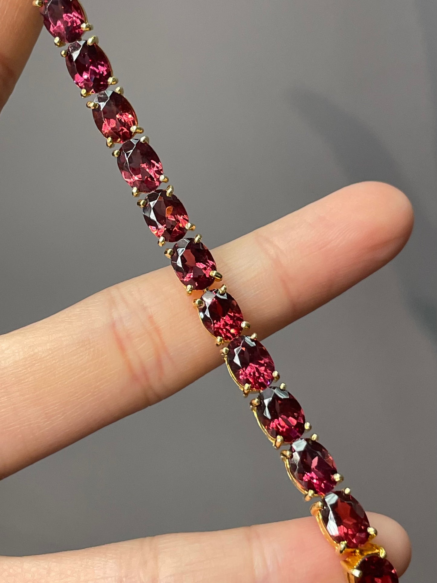 14K Yellow Gold 15.84 CTW Garnet Tennis Bracelet