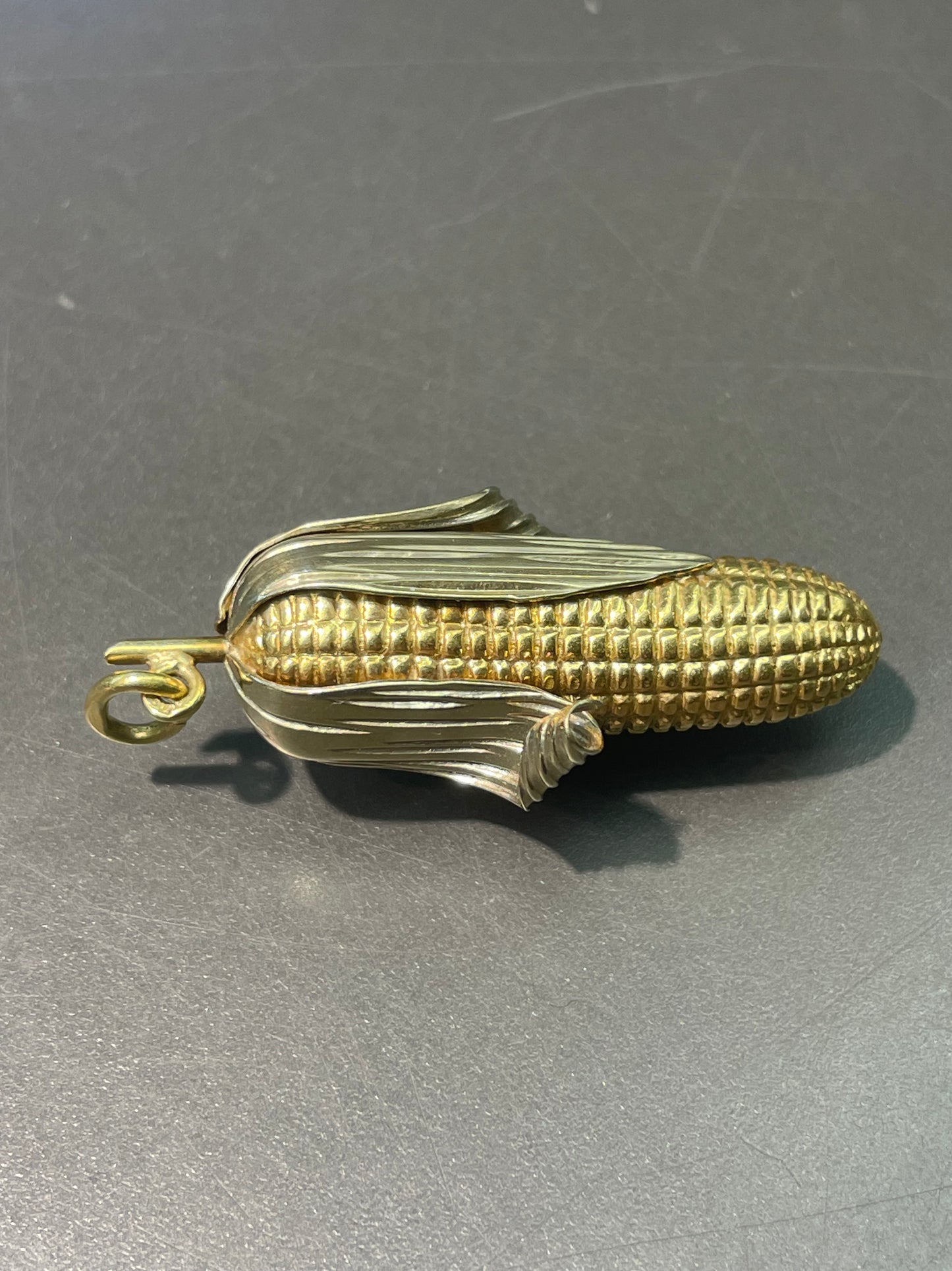 Vintage 18K Bi-Tone Gold Large Ear of Corn Pendant