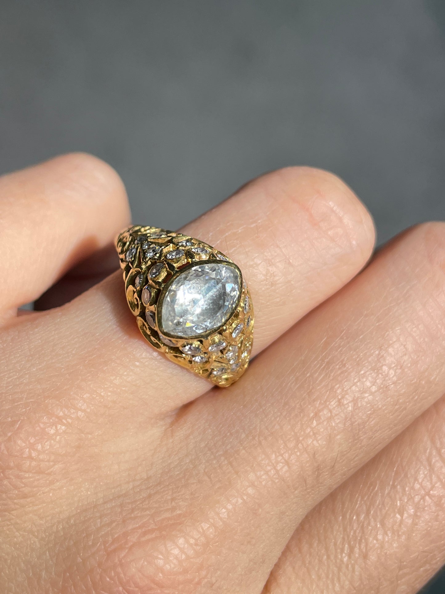 Antique 18K Gold 1.0 CTW Rose Cut Marquise Cut Diamond Ring