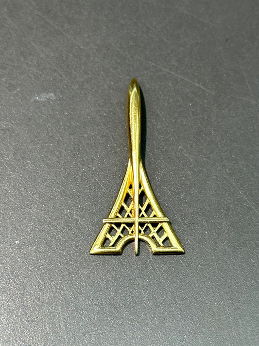 18K Gold Eiffel Tower Pendant