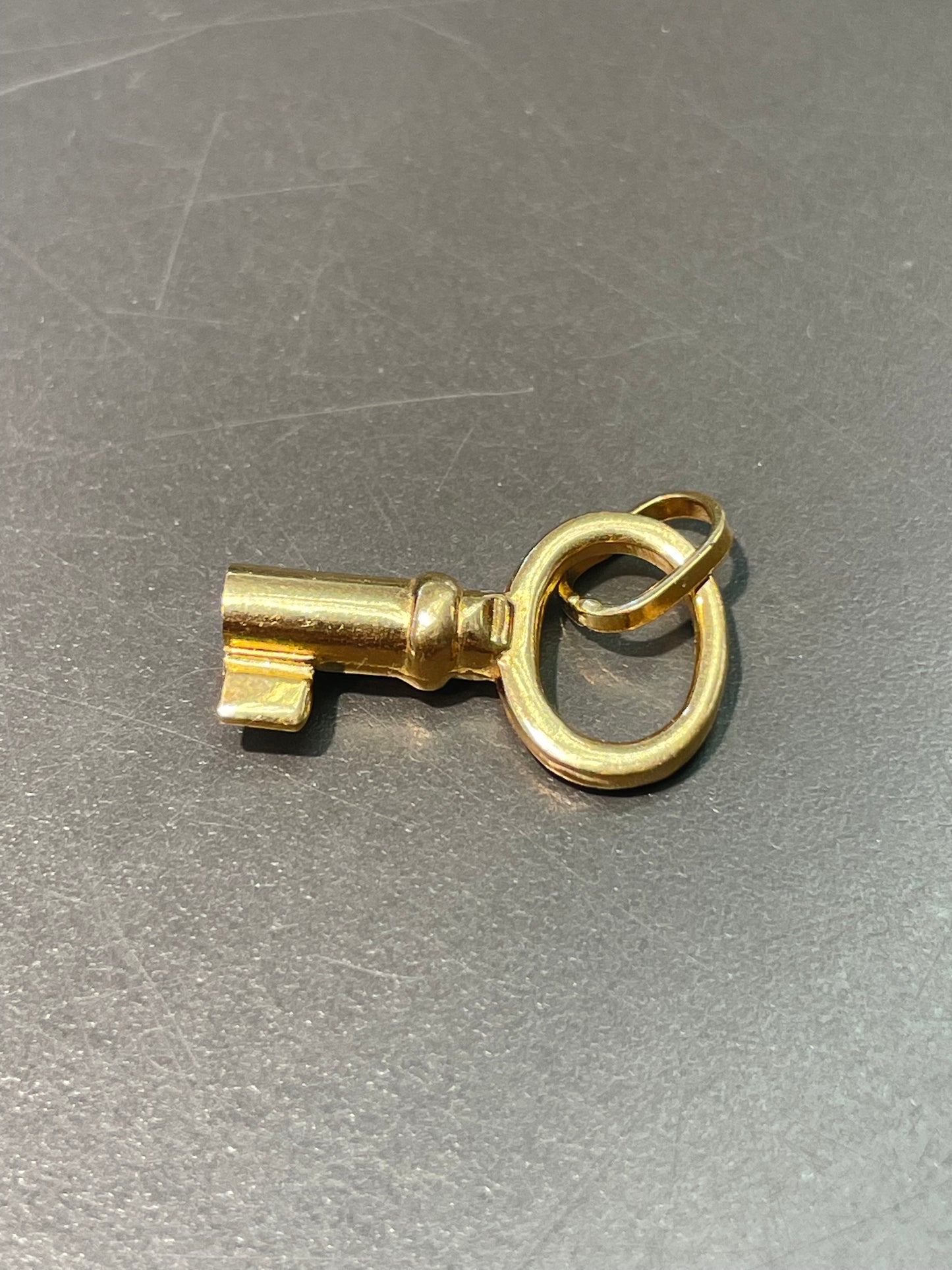 Vintage 18K Yellow Gold Mey Pendant Charm