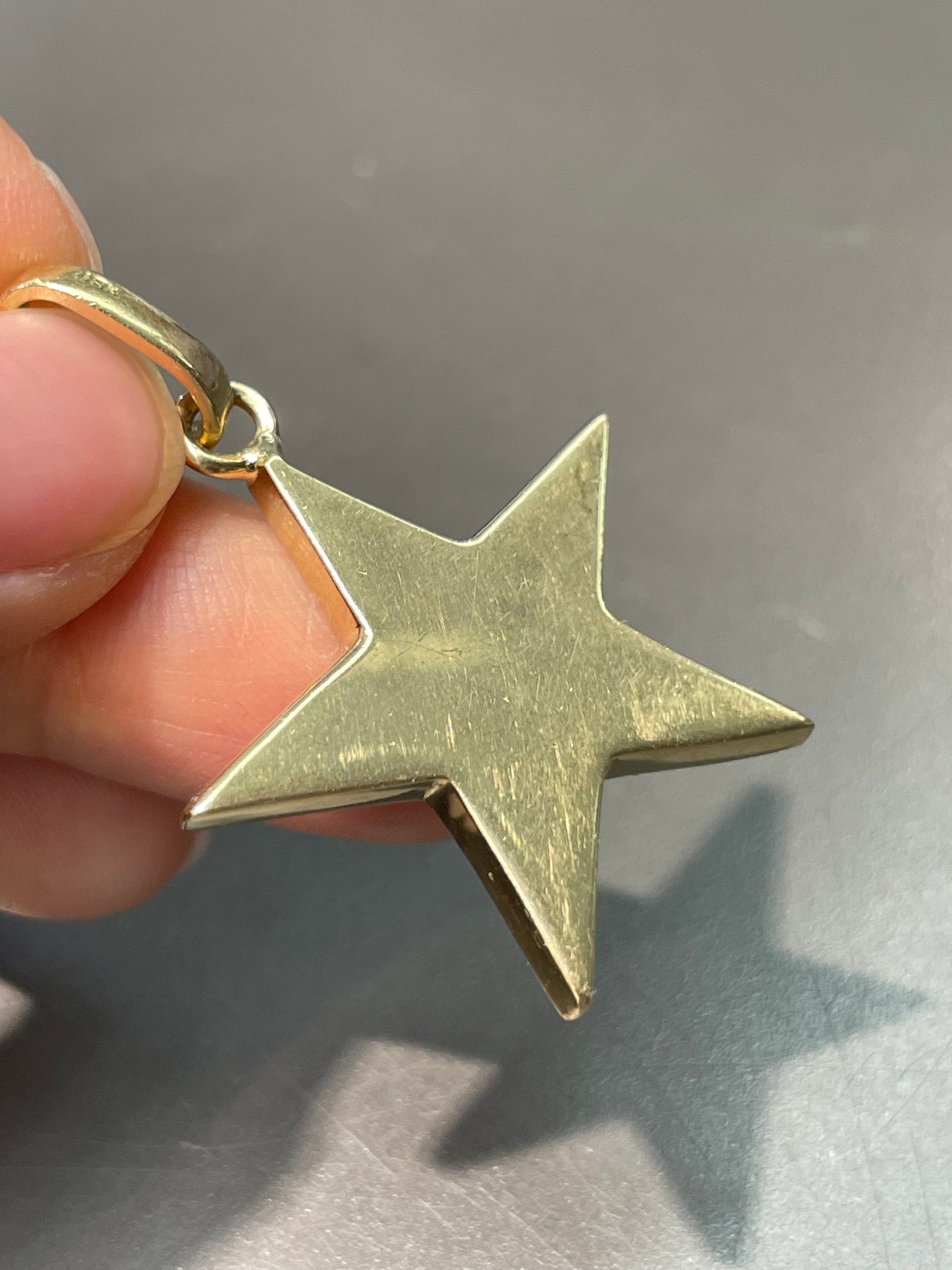 Vintage 18K Yellow Gold Solid Extra Large Star Pendant