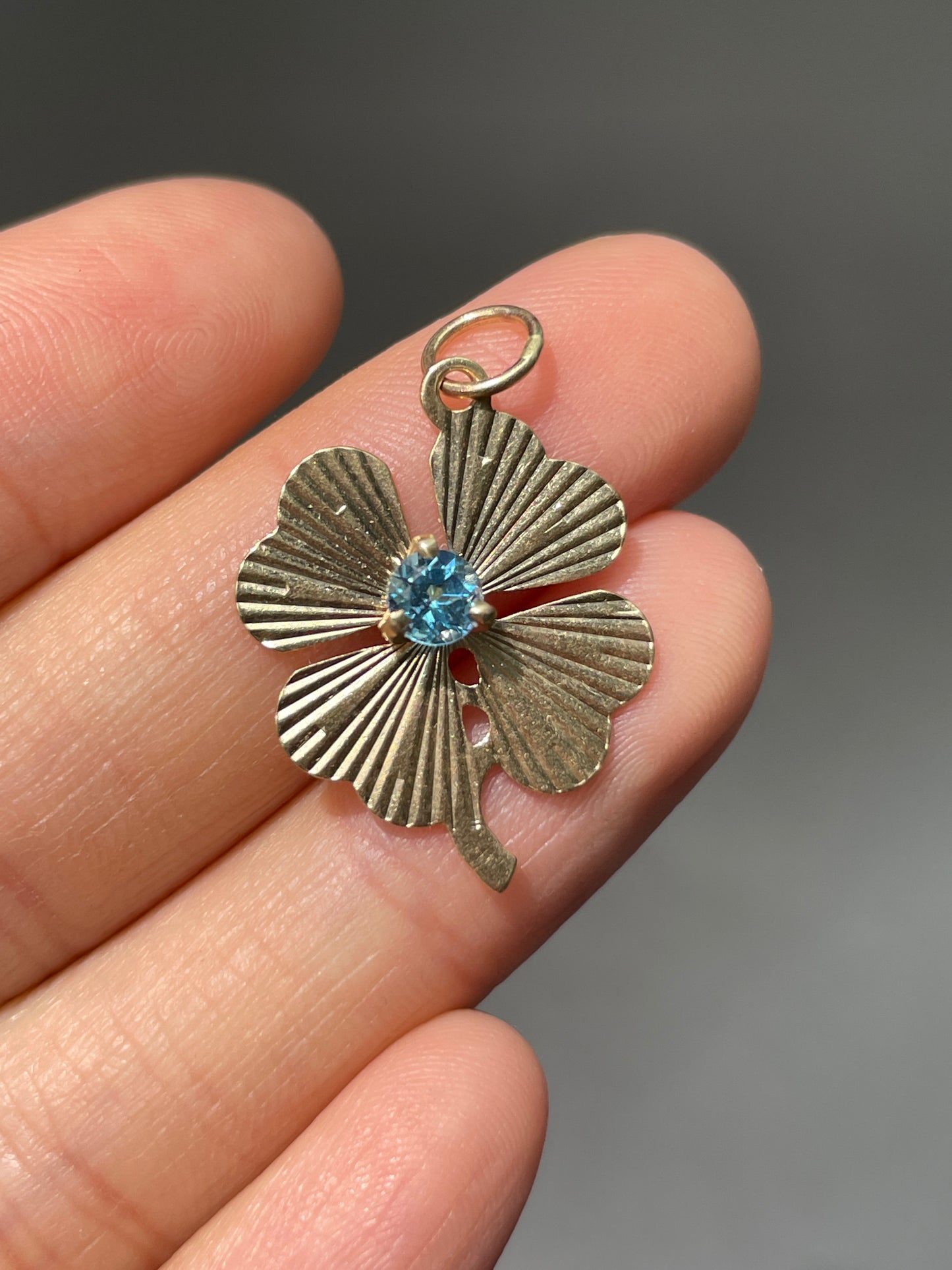 Vintage 14K Gold Topaz Engine Turned Clover Charm