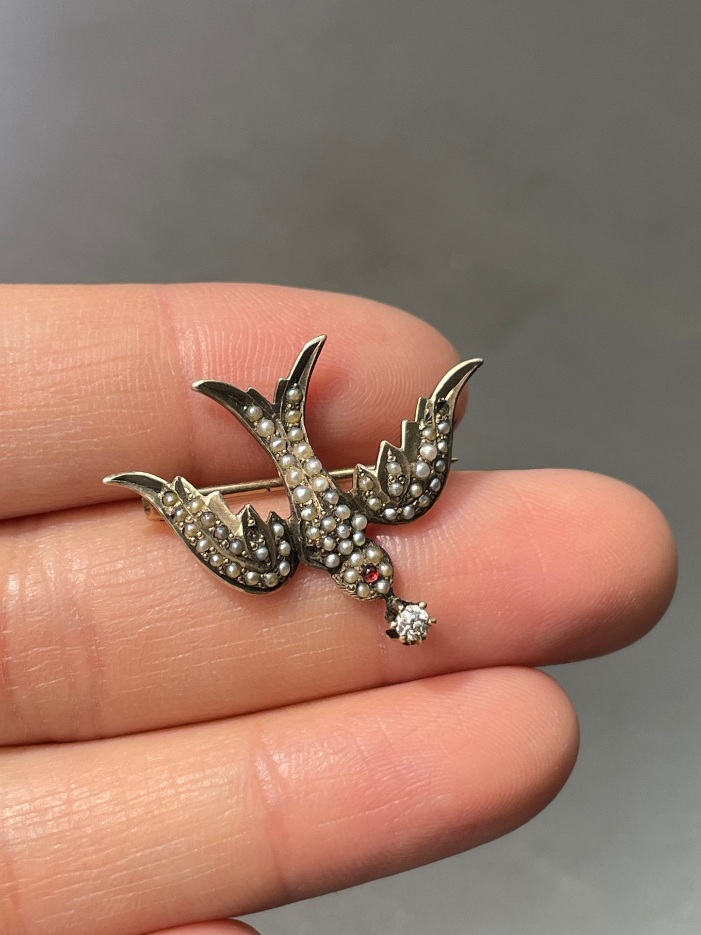 Vintage 14K Yellow Gold Seed Pearl Diamond St. Esprit Dove Brooch