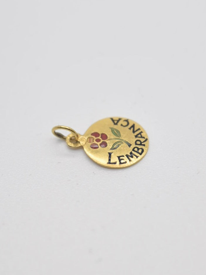 Vintage 19K Gold Lembrança Charm