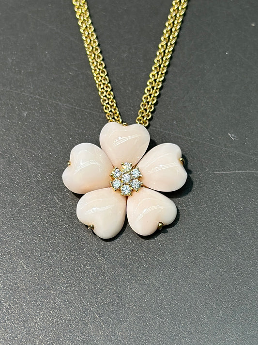 Pendentif rose en forme de cœur et de corail en forme d'ange en or 14 carats