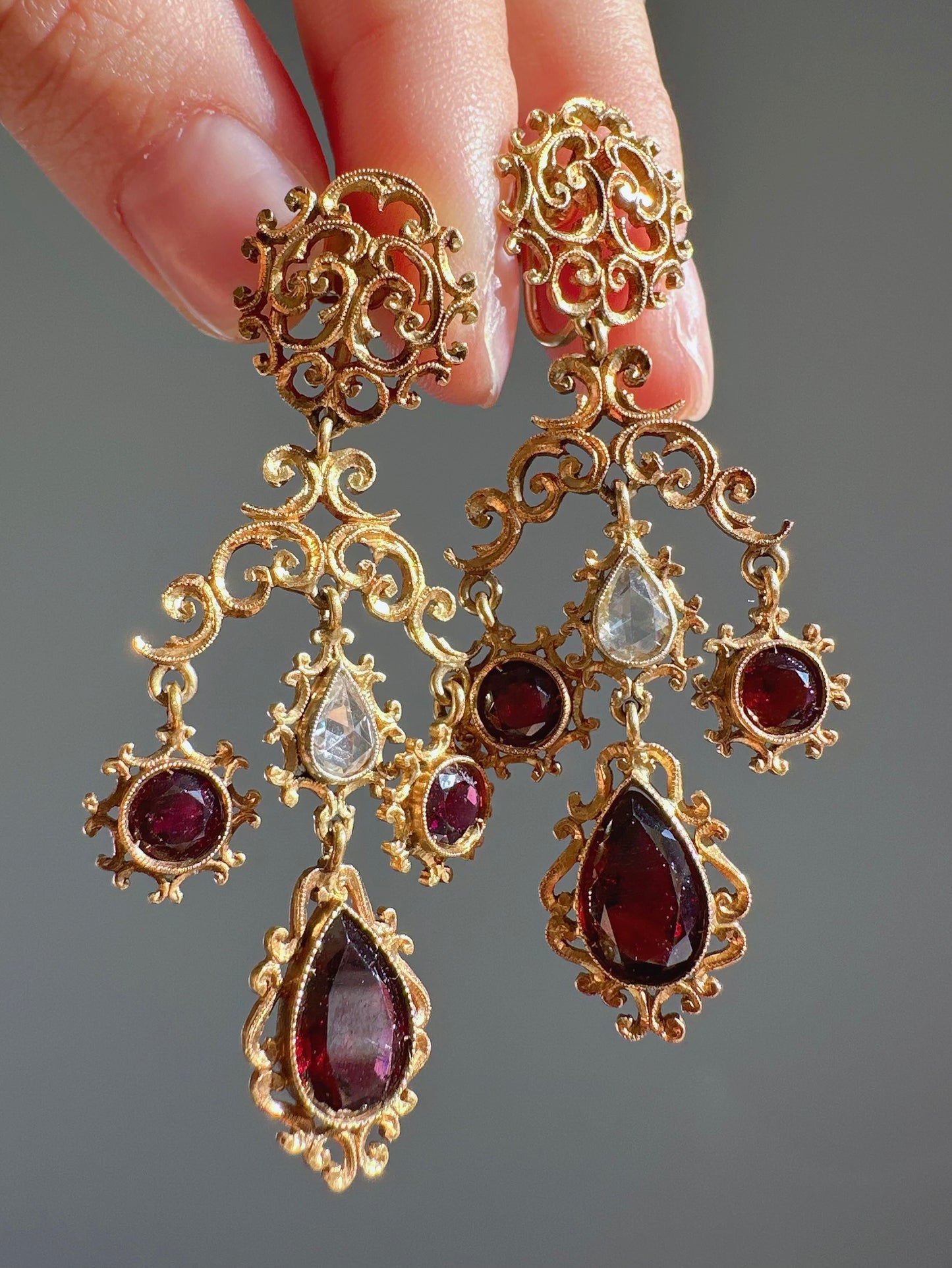 Georgian 18K Gold Rose Cut Diamond Garnet Drop Chandelier Earring